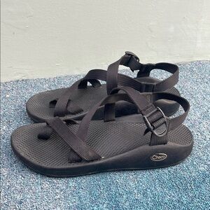 Chaco Black Strappy Sandals men’s size 11